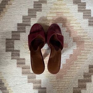 Vintage 1970 wood/maroon suede heels 37